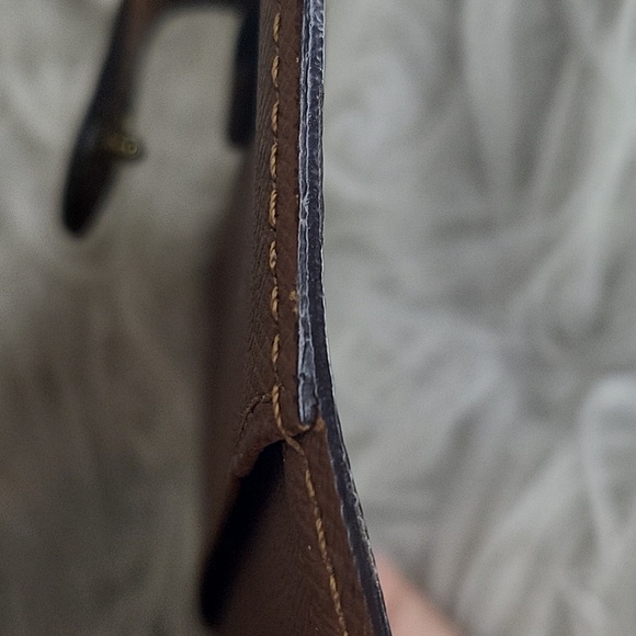 Louis Vuitton Monogram PM Agenda includes filler paper - Picture 9 of 16